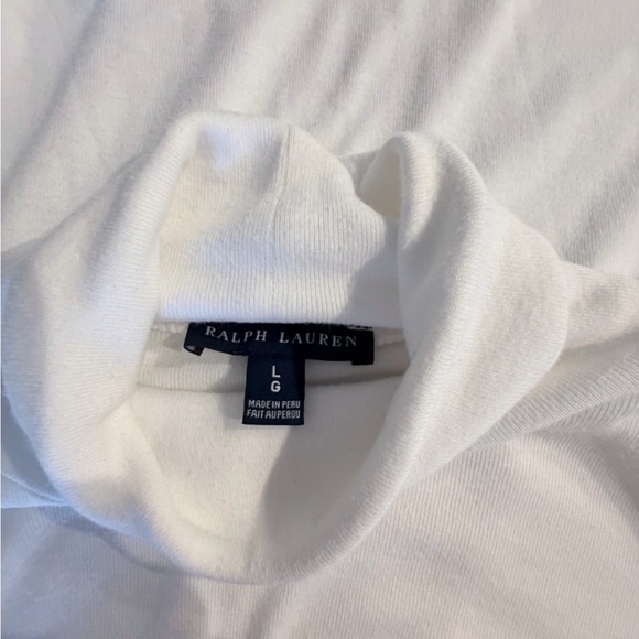 Ralph Lauren Women’s Ribbed Turtleneck Top - Picture 5 of 7